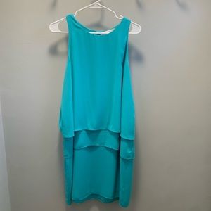 Cute summer dress. Flattering, comfortable.
